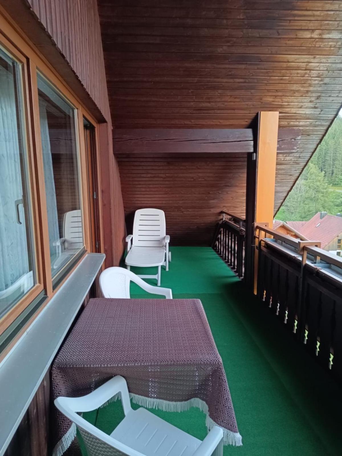 Auerhahn Bed And Breakfast - Black Forest - Waldhotel Eisenbach Kültér fotó